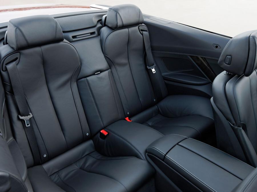  BMW 640i Convertible 2011 года  (UK) (фото 3 из 13)